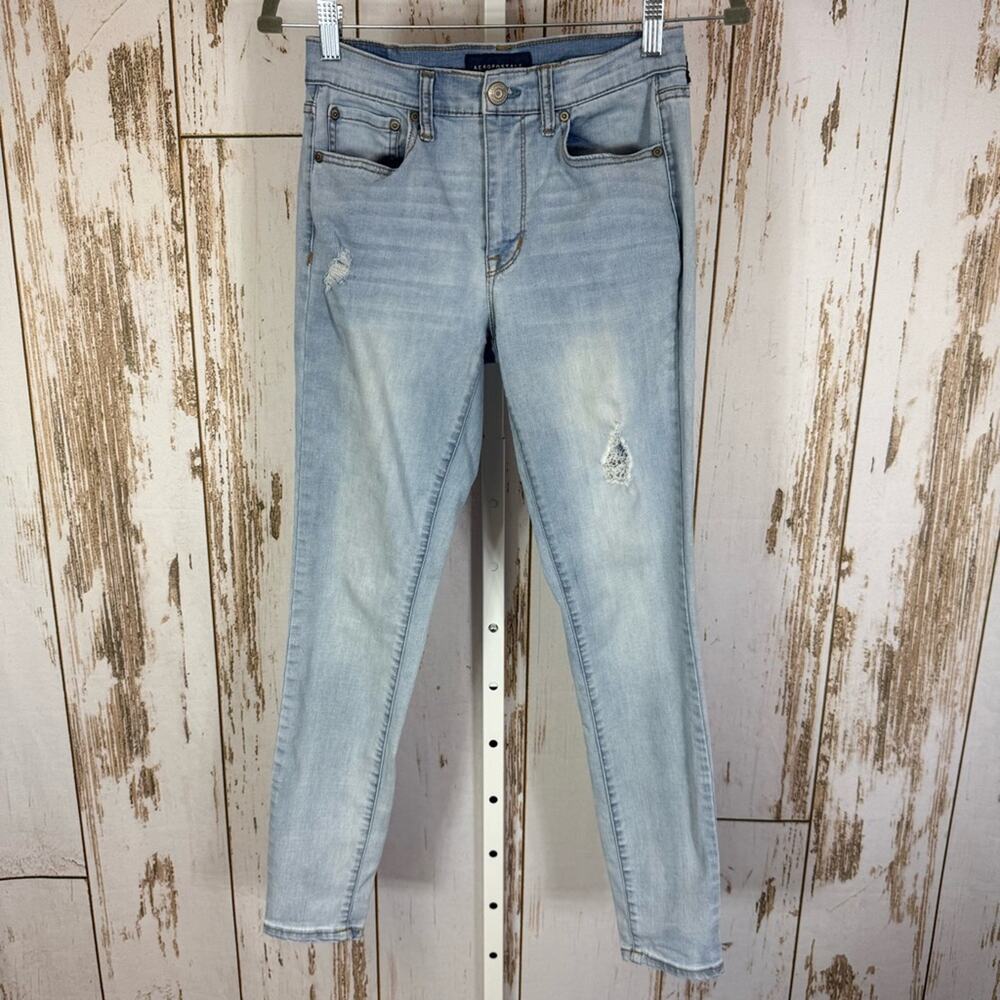 Aeropostale Light Blue Skinny Jeans. Size 2 Reg. Minor Distressing.